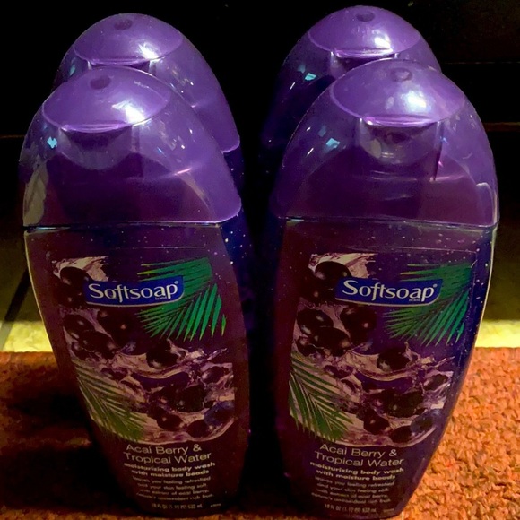 Softsoap Other - Body Wash Bundle